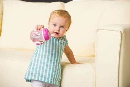 Hrnček Chicco trénujeme s držadlami 200 ml, 6m+ - ružový